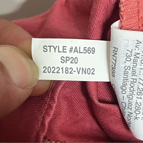 NWT Women’s J. Crew Factory Frankie Bermuda Chino Shorts 9” Inseam Size 8 Pink - Picture 11 of 12